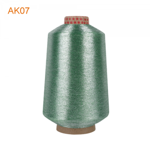 AK07 Metallic Yarn