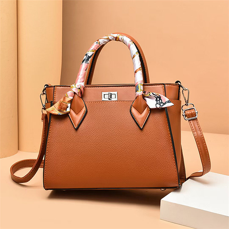 DR2200 Shoulder Bag Luxury Customized Leather Lady Handbag Featured Image